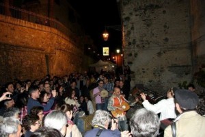 Rossano - Fuochi di San Marco - Folla per le strade del centro storico